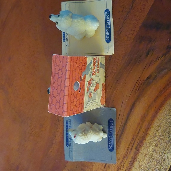 Poodle Miniature Figurines - Picture 5 of 12